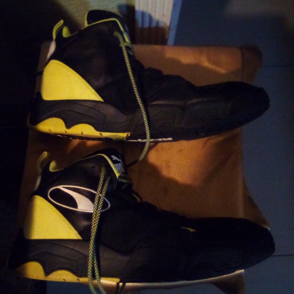 Shoes - Picture 6 of 7